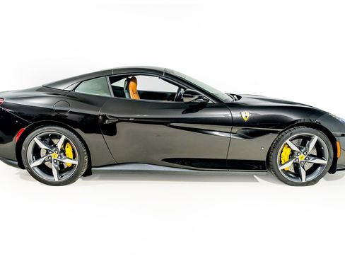 Used 2023 Ferrari Portofino M image 10