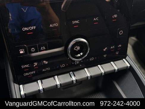 New 2027 GMC Terrain Elevation w/ Elevation Premium Package FWD image 17
