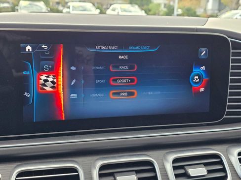 Used 2024 Mercedes-Benz GLE 63 AMG S image 35