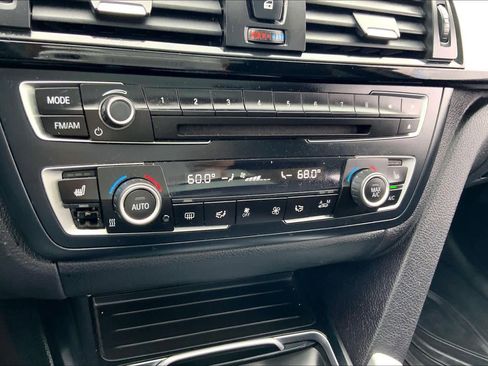 Used 2016 BMW 335i Gran Turismo xDrive AWD/4WD image 32