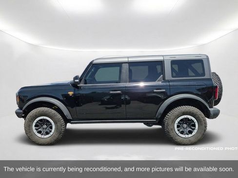 Used 2024 Ford Bronco Badlands AWD/4WD image 9
