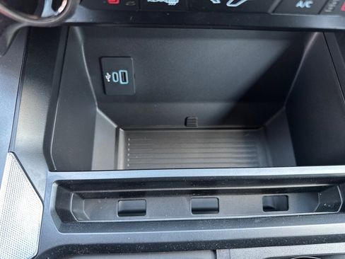 New 2025 Ford F350 XLT w/ Black Appearance Package image 17