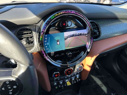 Used 2023 MINI Cooper SE image 28