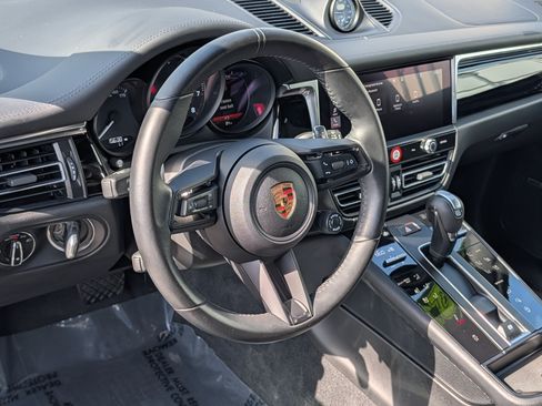 Used 2025 Porsche Macan Turbo AWD/4WD image 22
