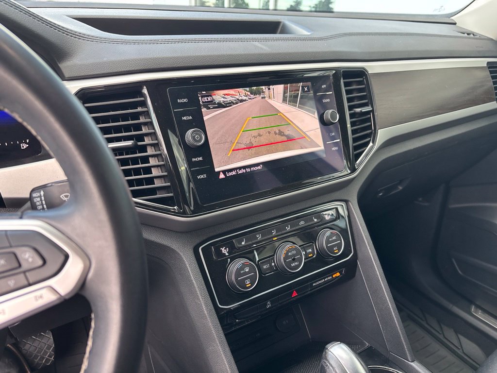 Used 2022 Volkswagen Atlas SE w/ Panoramic Sunroof Package AWD/4WD image 10