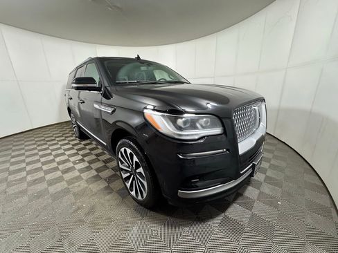 Certified 2022 Lincoln Navigator Reserve image 7