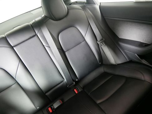 Used 2023 Tesla Model 3 Performance image 14