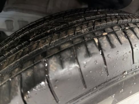 Certified 2023 Toyota Corolla Cross LE image 11