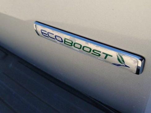 Used 2016 Ford Expedition XLT w/ Equipment Group 202A RWD image 7