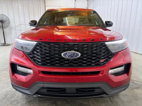 Used 2022 Ford Explorer ST w/ Equipment Group 401A AWD/4WD image 2