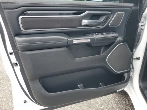 Used 2022 RAM 1500 Laramie AWD/4WD image 8