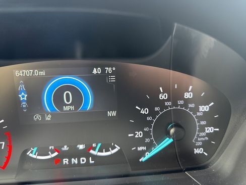 Used 2020 Ford Escape SE image 13