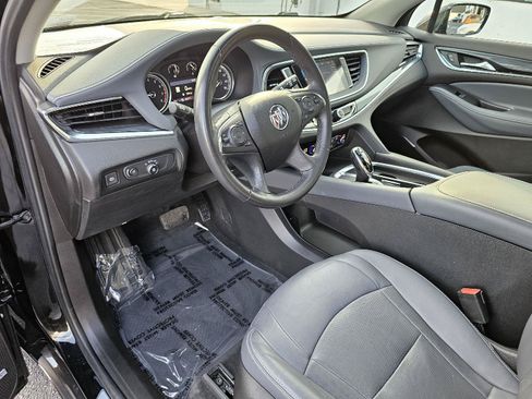 Used 2021 Buick Enclave Essence w/ Sound and Sites Package AWD/4WD image 12