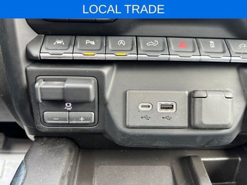 Used 2019 Chevrolet Silverado 1500 LTZ w/ LTZ Premium Package image 31
