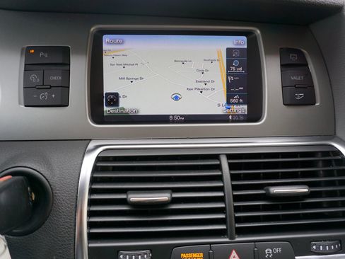 Used 2015 Audi Q7 TDI Premium Plus w/ Premium Plus Package image 39