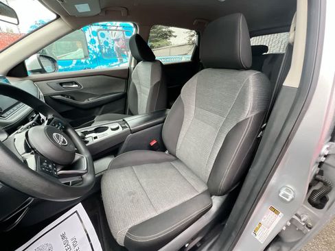 Used 2023 Nissan Rogue SV AWD/4WD image 11