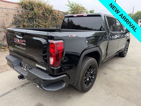 Used 2024 GMC Sierra 1500 Elevation w/ X31 Off-Road Package AWD/4WD image 3