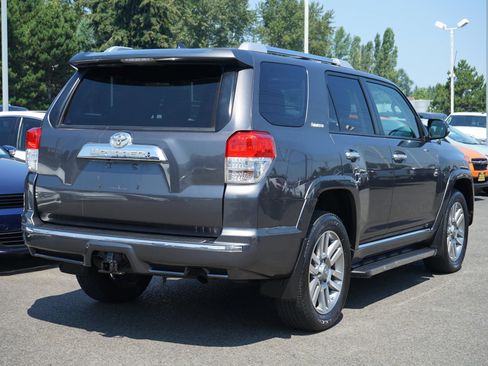 Used 2013 Toyota 4Runner Limited AWD/4WD image 6