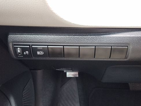 Used 2025 Toyota Corolla LE FWD image 26