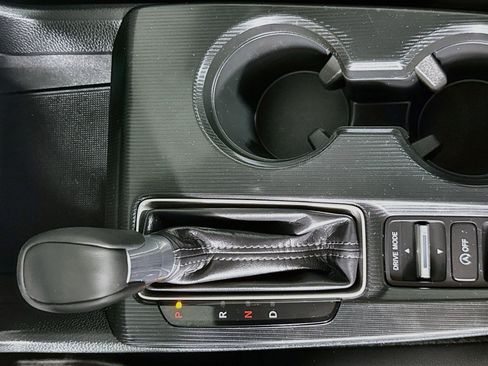 Used 2024 Honda Civic Sport image 19