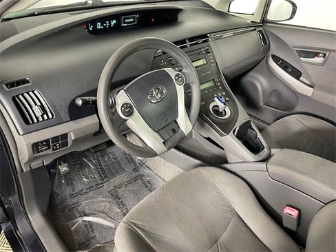 Used 2010 Toyota Prius II image 3