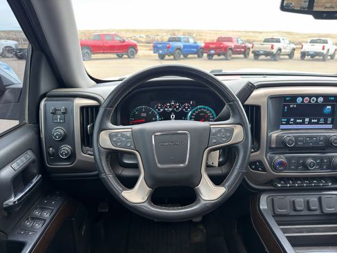 Used 2017 GMC Sierra 1500 Denali image 11