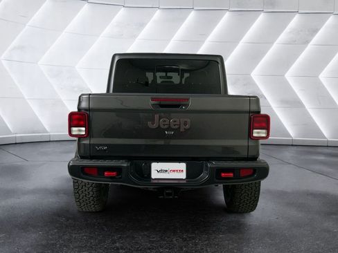 Used 2023 Jeep Gladiator Rubicon w/ Cold Weather Group AWD/4WD image 5