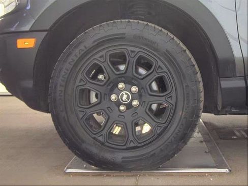 Used 2025 Ford Bronco Sport Badlands AWD/4WD image 5