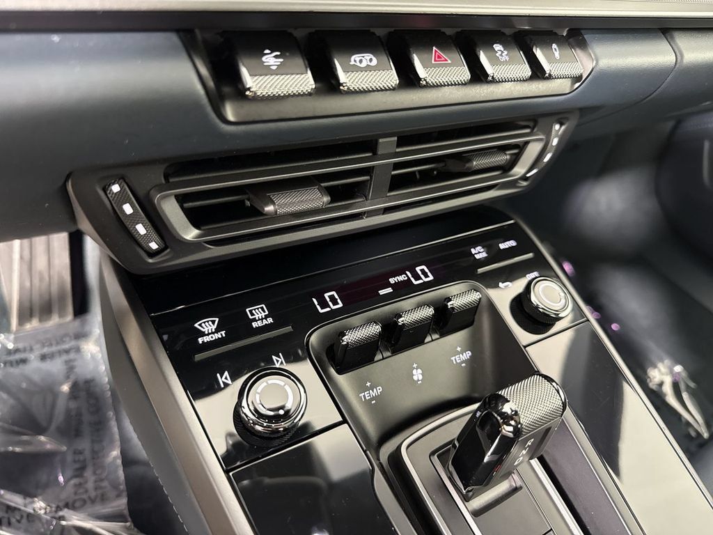 Certified 2024 Porsche 911 Carrera 4S AWD/4WD image 28