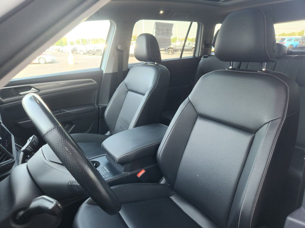 Used 2021 Volkswagen Atlas SE w/ Panoramic Sunroof Package AWD/4WD image 24
