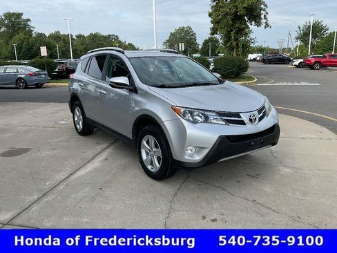 Used 2014 Toyota RAV4 XLE AWD/4WD image 7