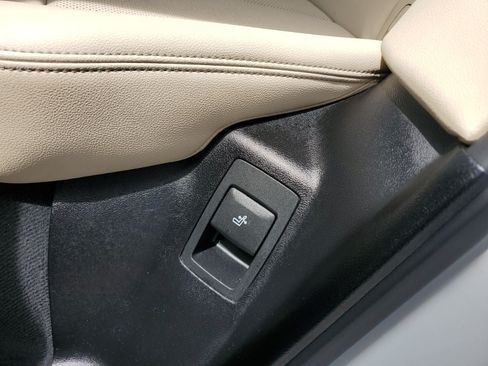 Used 2023 BMW X3 xDrive30i w/ Premium Package AWD/4WD image 38