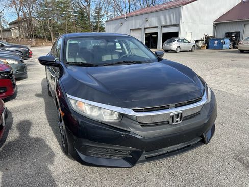 Used 2018 Honda Civic LX image 5