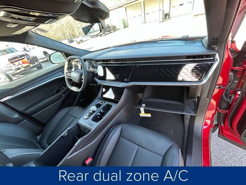 Used 2025 Jeep Wagoneer S Limited image 32