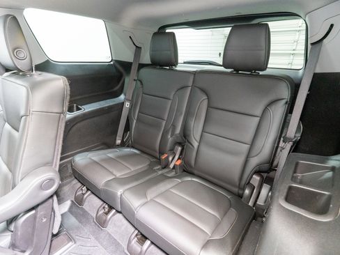 Used 2018 GMC Acadia SLT w/ LPO, Black Accent Package image 34