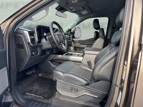 Used 2023 Ford F350 Lariat w/ Lariat Ultimate Package image 9