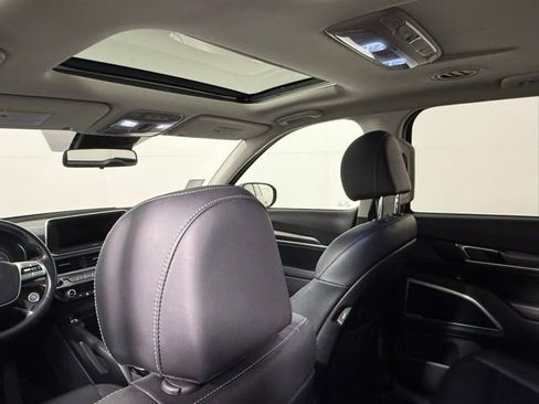 Used 2022 Kia Telluride S AWD/4WD image 32