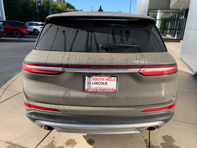 Certified 2025 Lincoln Corsair AWD image 4