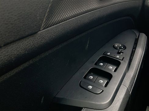 Used 2024 Kia Sportage LX image 18