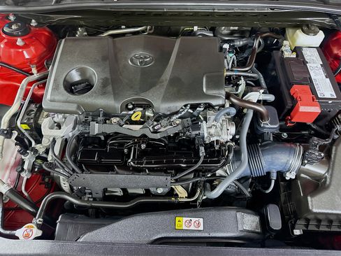 Used 2024 Toyota Camry SE w/ Convenience Package FWD image 31