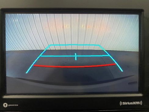 Used 2022 Toyota RAV4 XLE image 9