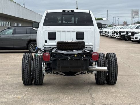 New 2026 RAM 4500 Tradesman AWD/4WD image 4
