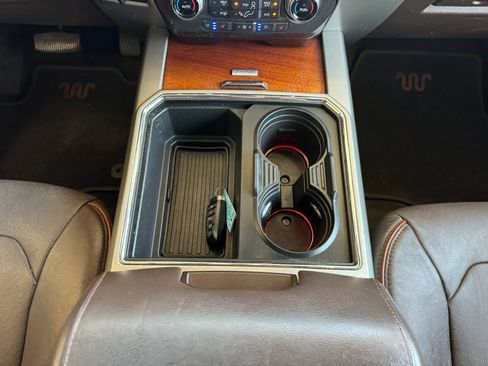 Used 2017 Ford F250 King Ranch w/ King Ranch Ultimate Package AWD/4WD image 28