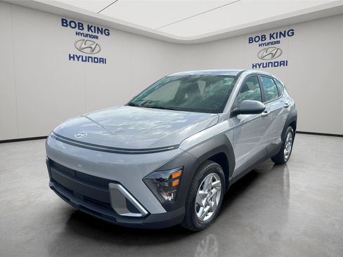 Certified 2026 Hyundai Kona SE image 1