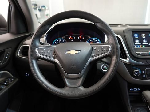 Used 2023 Chevrolet Equinox LS w/ LS Convenience Package FWD image 18