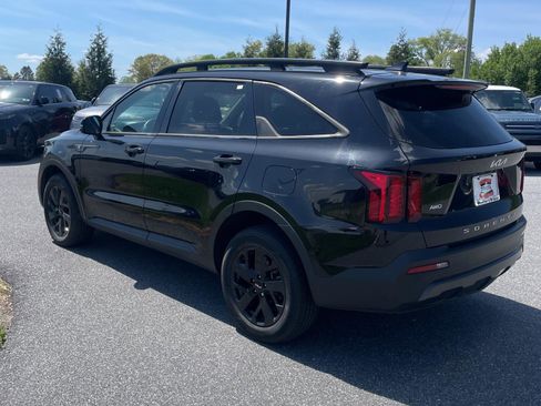 Used 2022 Kia Sorento S AWD/4WD image 5