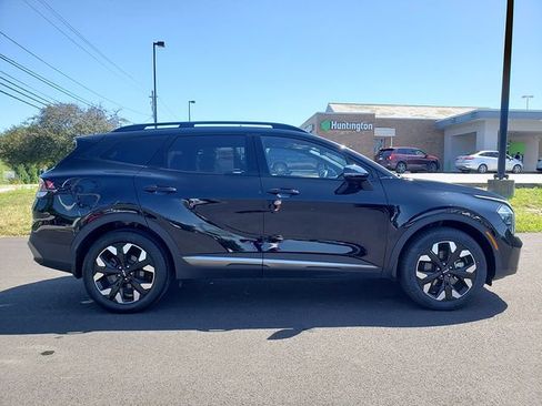 Certified 2023 Kia Sportage X-Line w/ X-Line Premium Package AWD/4WD image 7