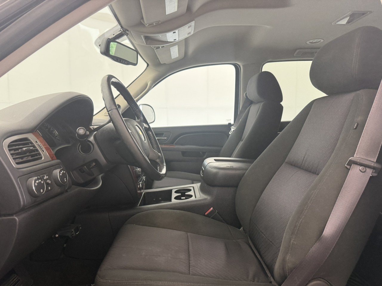 Used 2012 Chevrolet Suburban LS w/ All-Star Edition AWD/4WD image 17