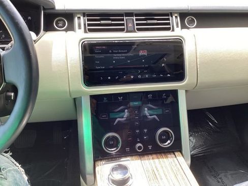 Used 2018 Land Rover Range Rover HSE AWD/4WD image 26