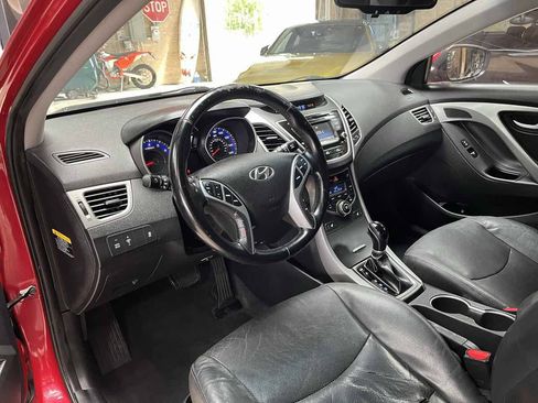 Used 2016 Hyundai Elantra Limited FWD image 9